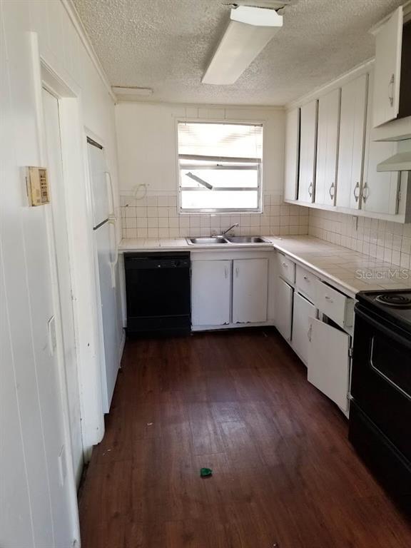 Foto del edificio - 7039 Aurora Dr