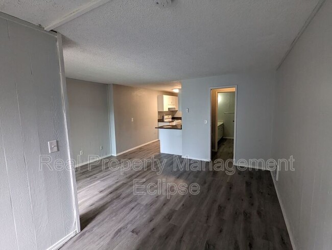 Foto del edificio - 6640 137th Pl NE