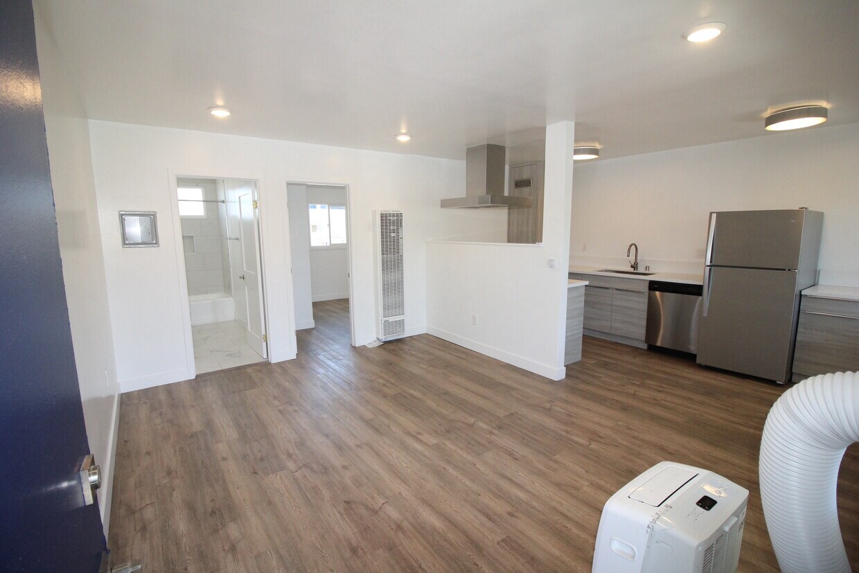 4233 Burns Ave Unit 207, Los Angeles, CA 90029 Apartments in Los