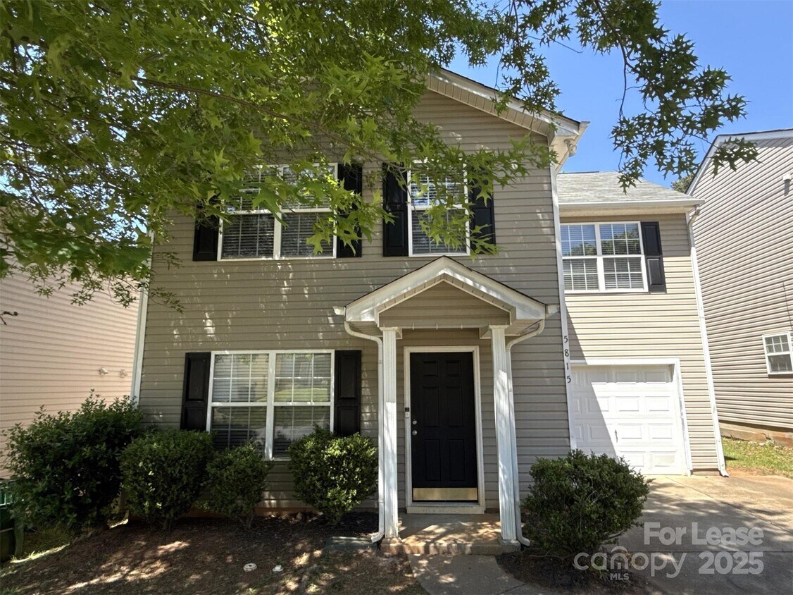 Foto principal - 5815 Kelden Walker Ln