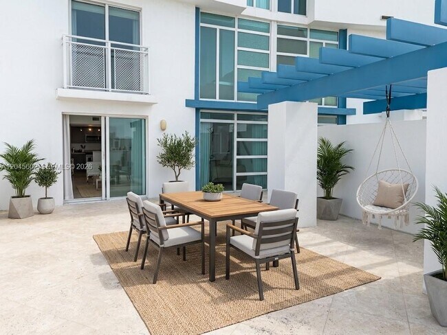 Foto del edificio - 7600 Collins Ave
