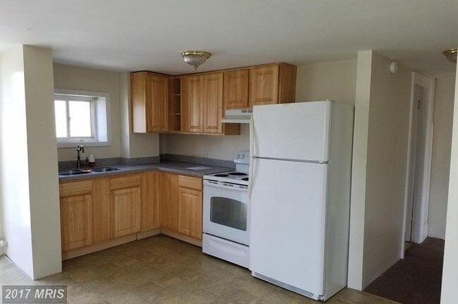 Foto del edificio - 757 Guilford Ave