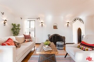 Foto principal - 3111 Tyburn St