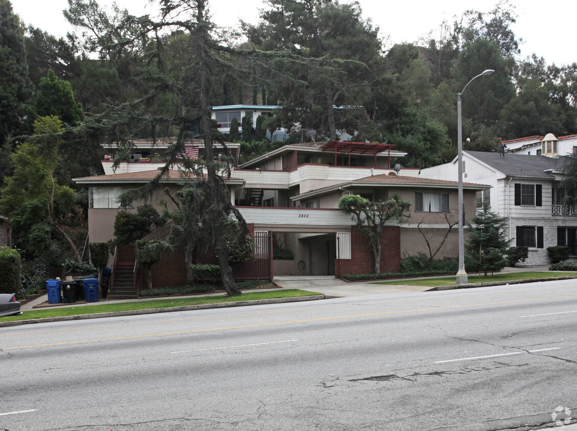 Foto del edificio - 3800 Los Feliz Blvd