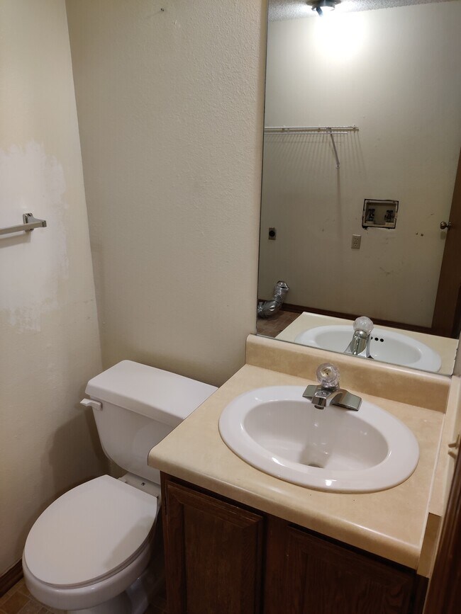 Building Photo - 9108 E Funston 67207