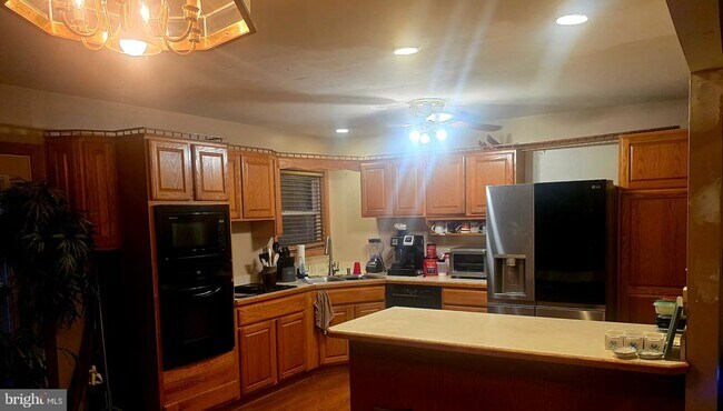 Foto del edificio - 7481 Noell Rd