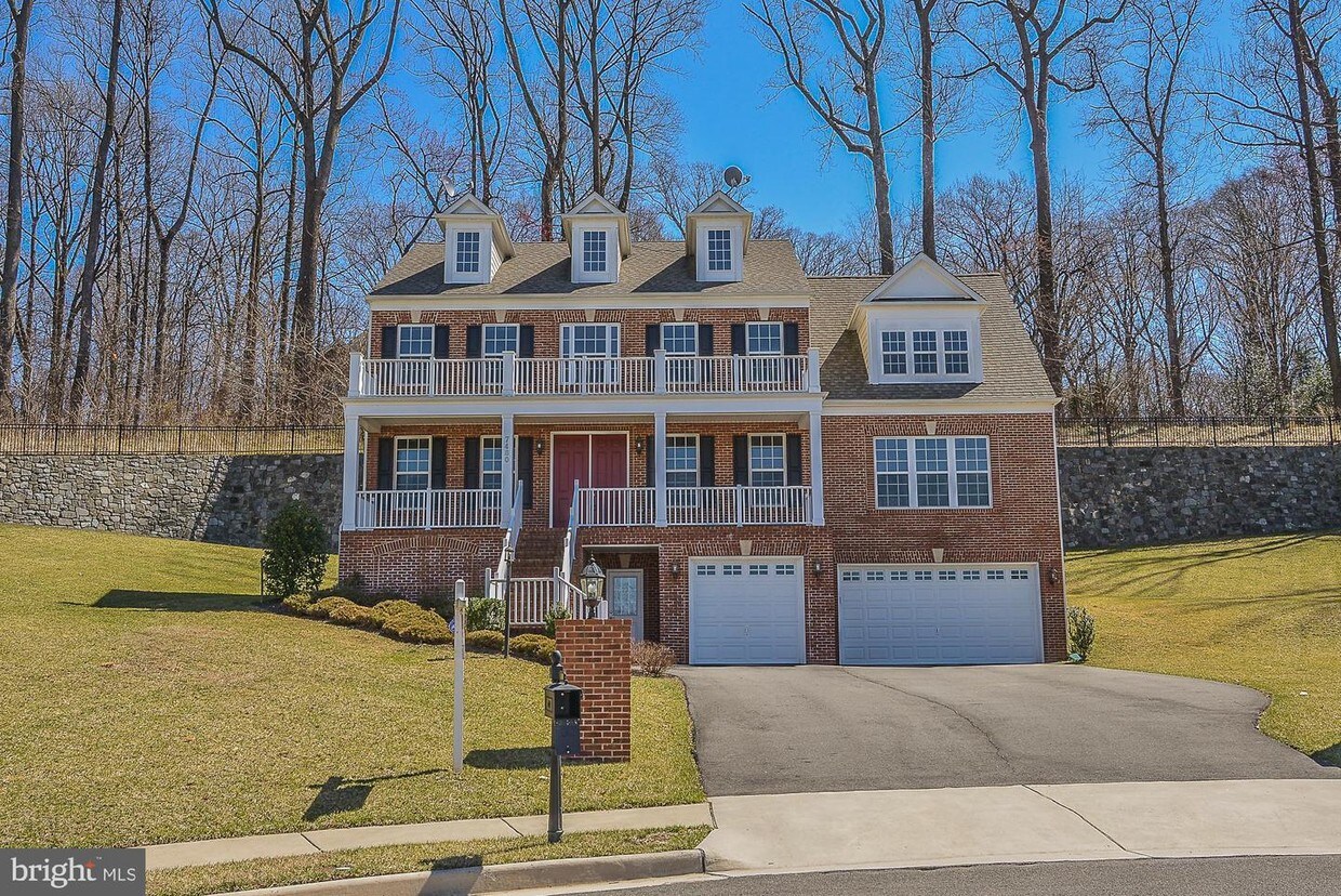 7480 Preserve Crest Way, McLean, VA 22102 House for Rent in McLean