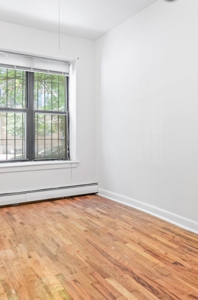 Building Photo - 507 W 150th St