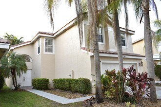 Building Photo - 2348 SW 177th Ave