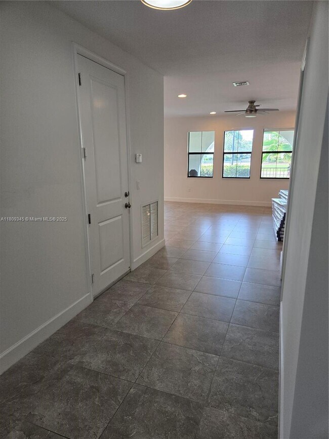 Foto del edificio - 12584 NW 32nd Manor