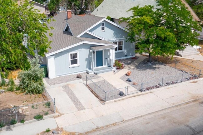 Building Photo - 275 S East St