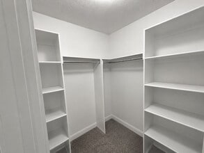 Building Photo - 267 W Willow Creek Dr