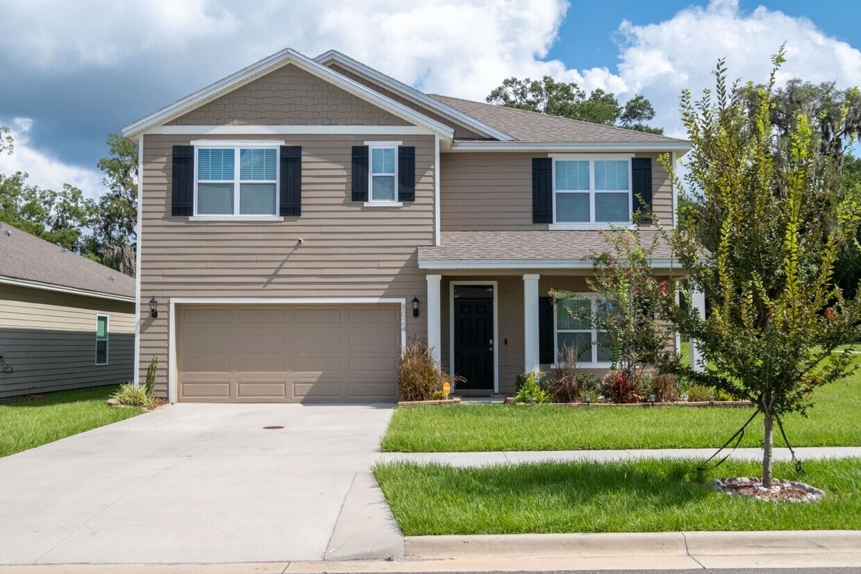 Foto principal - Spacious 5BR House in Gainesville