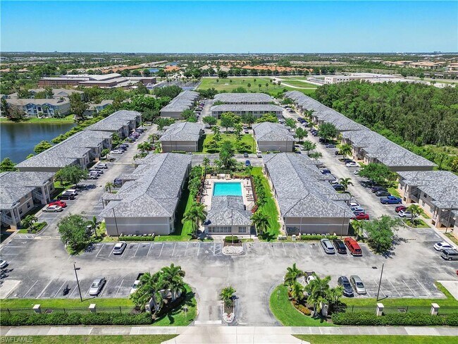 Foto del edificio - 8358 Bernwood Cove Loop