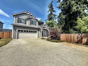 Building Photo - 4314 Andasio Loop SE