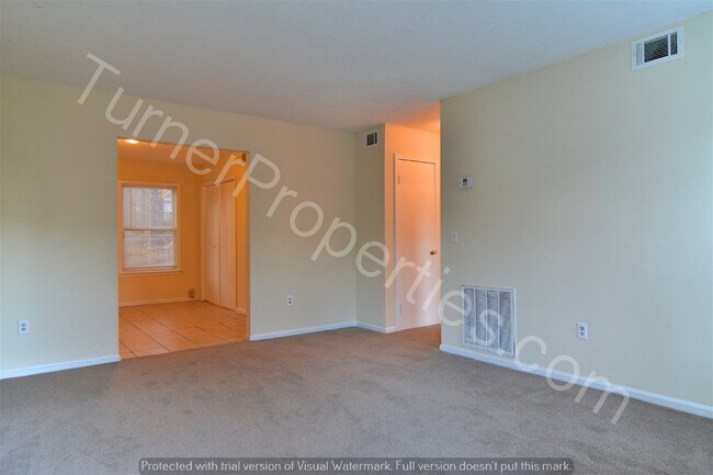 Building Photo - 121 Beatty Downs Rd, Apt D, Columbia, SC 2...