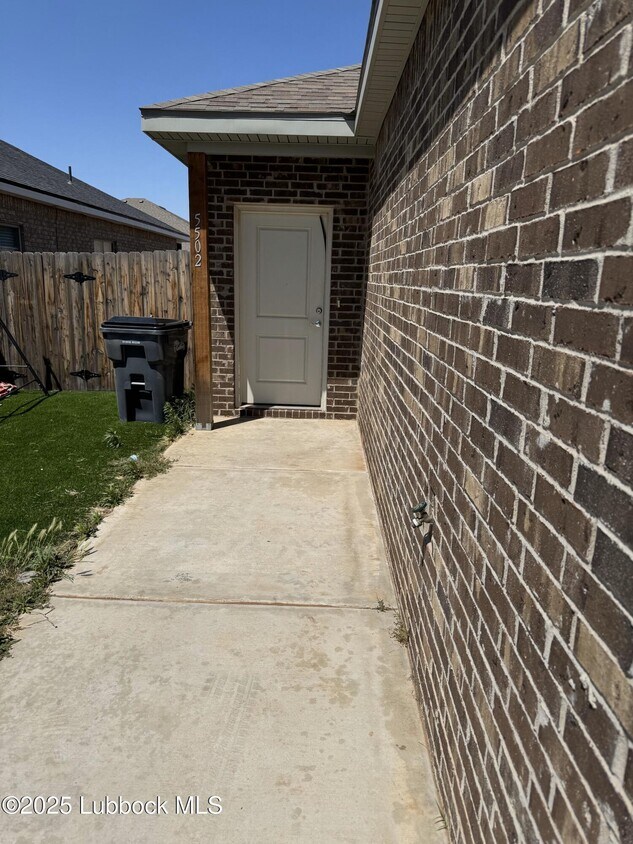 Foto principal - 5502 Itasca St