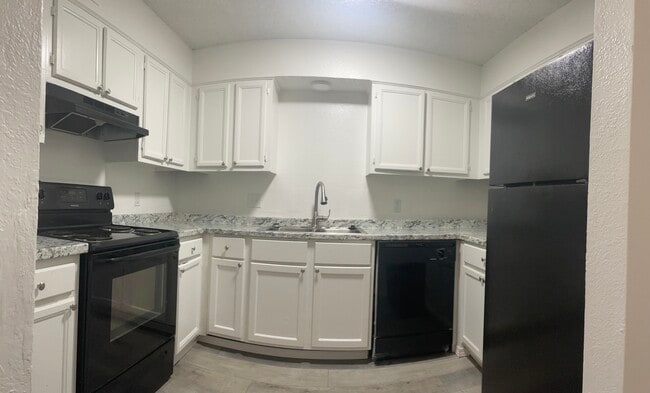 Kitchen - Pine Terrace