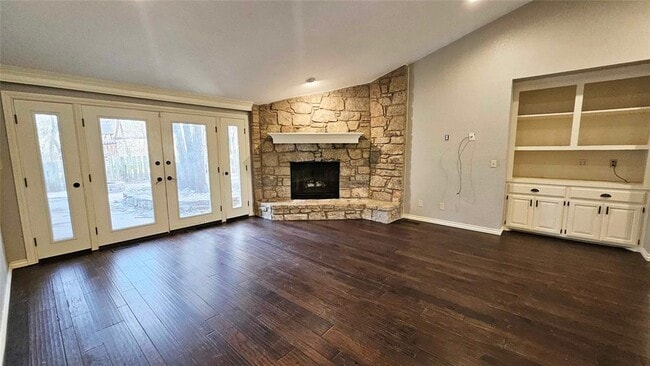 Building Photo - 1212 Knights Bridge Rd