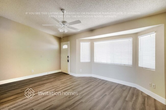 Building Photo - 9503 W Las Palmaritas Dr