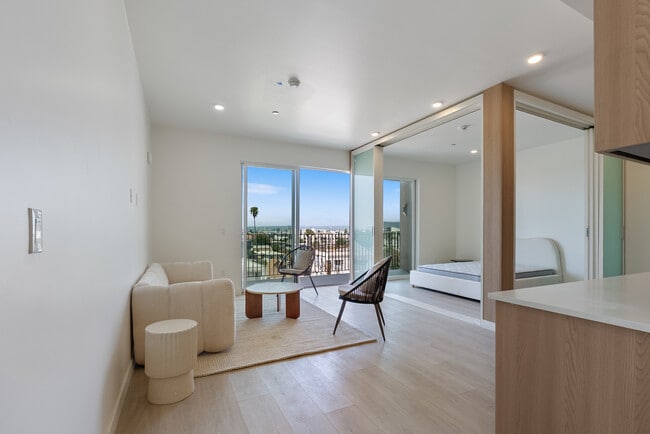 Building Photo - Normandie Apartments