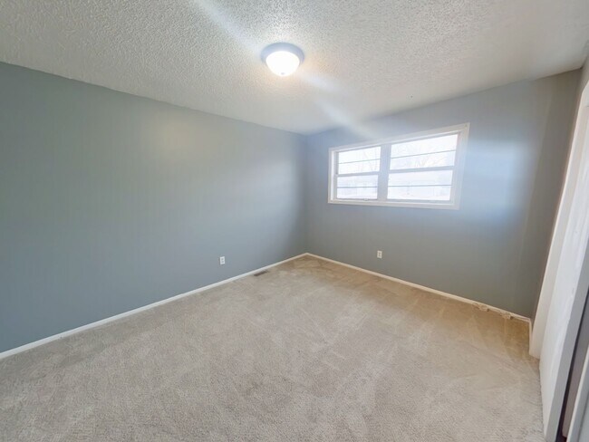 Foto del edificio - 608 Richmond N