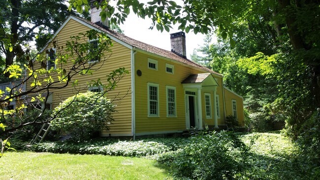 Vista de la calle Bantam Farm Main House - 1263 Westover Rd