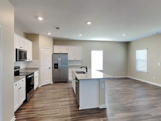 Building Photo - 6172 Nathaniel Ln
