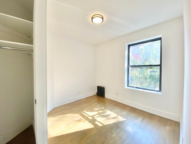 Foto del edificio - 504 W 159th St