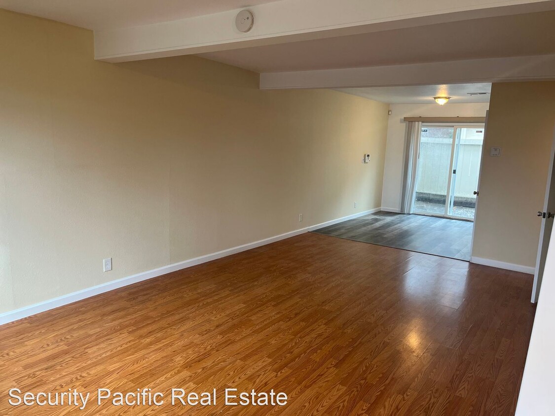 Primary Photo - 2 br, 1 bath House - 118 Rainbow Ct.