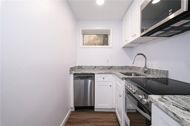 Foto del edificio - 35 Martin Rd