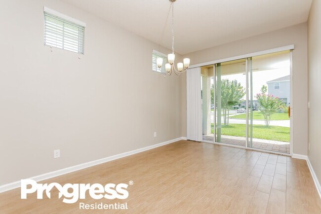 Building Photo - 2254 Ficus Aly