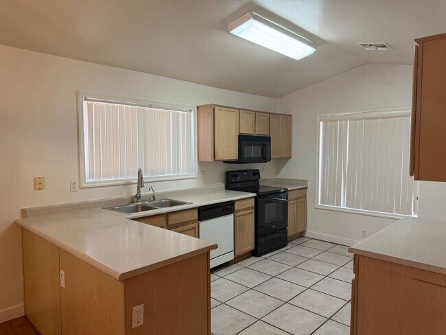 Foto del edificio - 9247 W Brown St