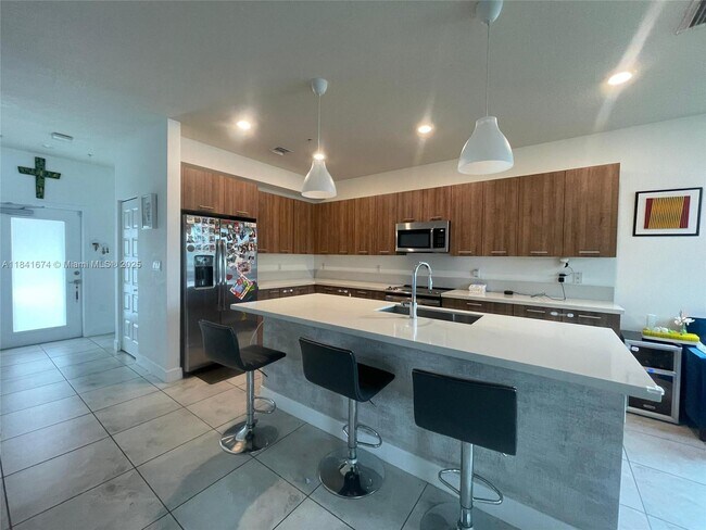 Foto del edificio - 4670 NW 84th Ave