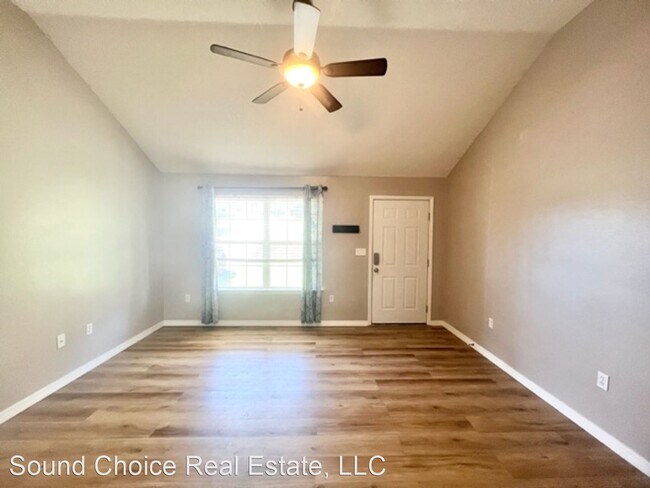 Building Photo - 3 br, 2 bath House - 317 Lakeview Drive