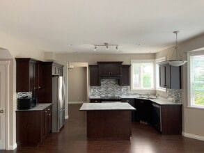 Building Photo - 47401 MacSwan Dr