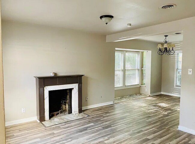 Photo - For Rent House