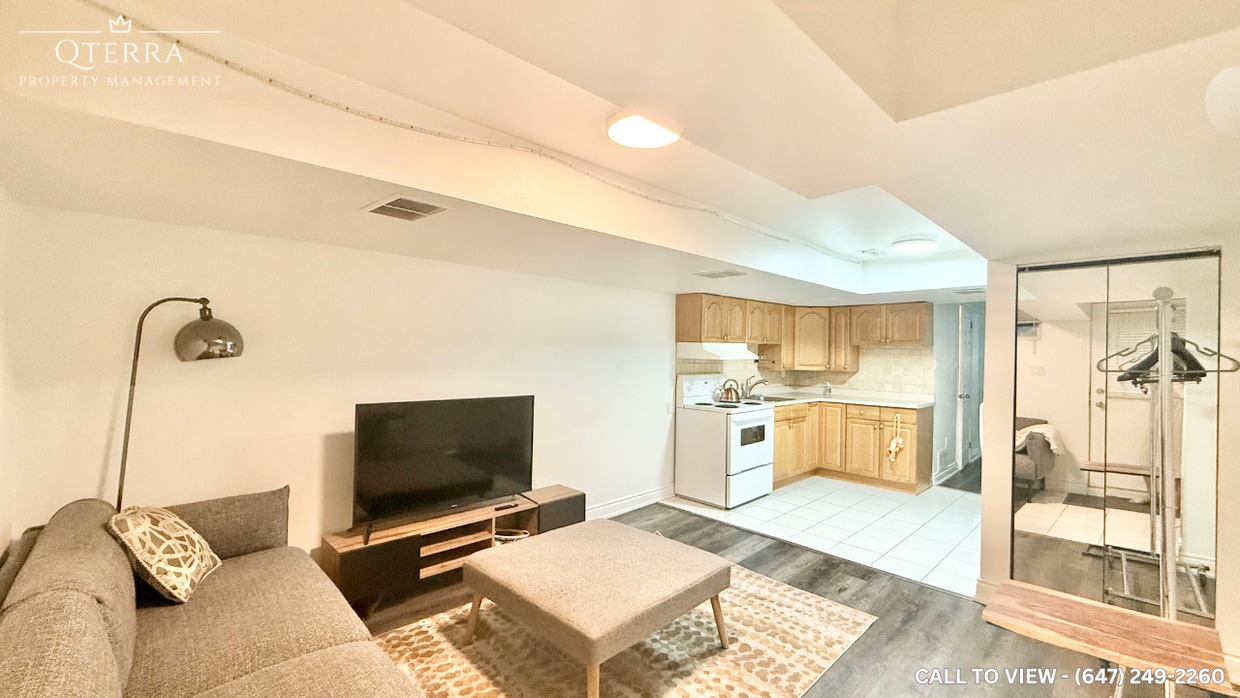 Primary Photo - 2-30 Osler St