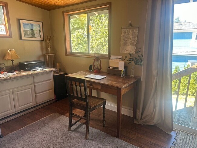 Foto del edificio - 4803 SE Haig St