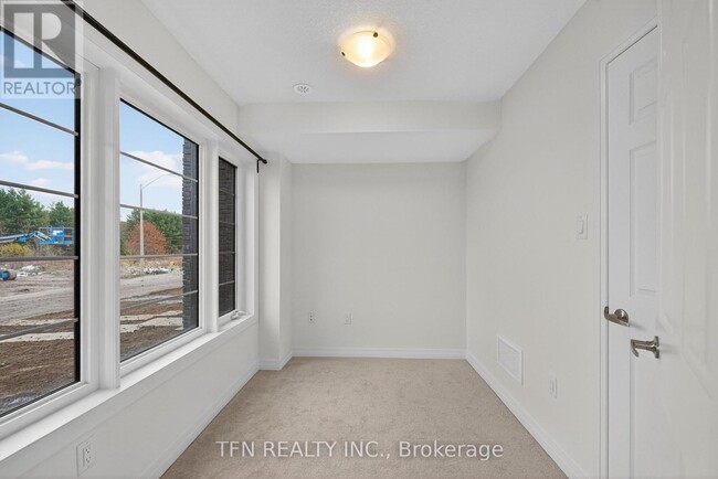 Building Photo - 50 LILAC LANE N