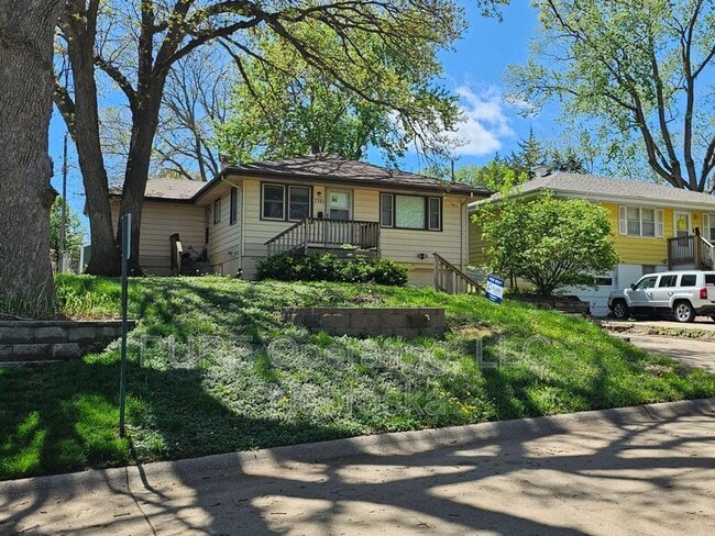 Foto del edificio - 7761 Highland St