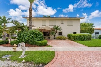 Building Photo - 12845 SW 49th Terrace
