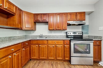 Building Photo - 1399 Deanwood Rd