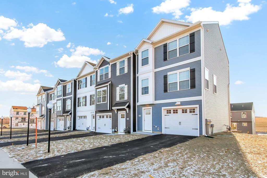 68 OVERSHOT Ln, Gettysburg, PA 17325 Townhome Rentals in Gettysburg