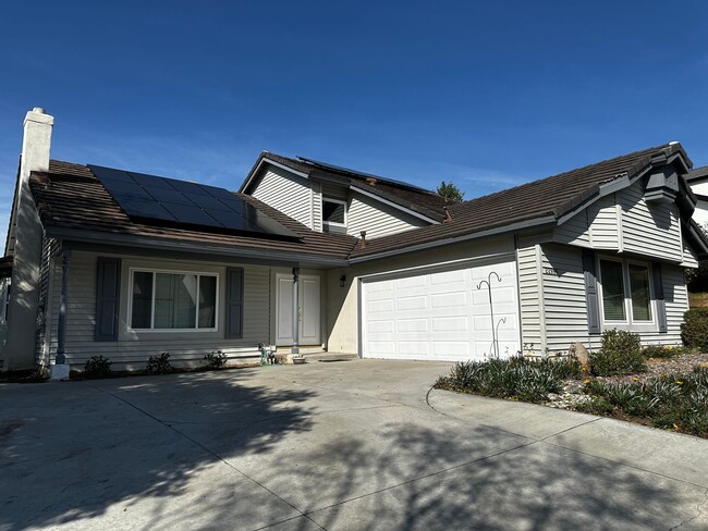 Building Photo - Beautifully Renovated 5-Bedroom Home with ...