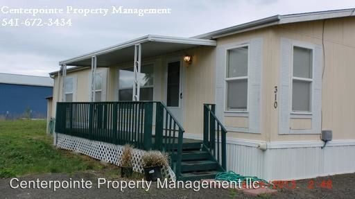 Primary Photo - 310 Pleasant Ave