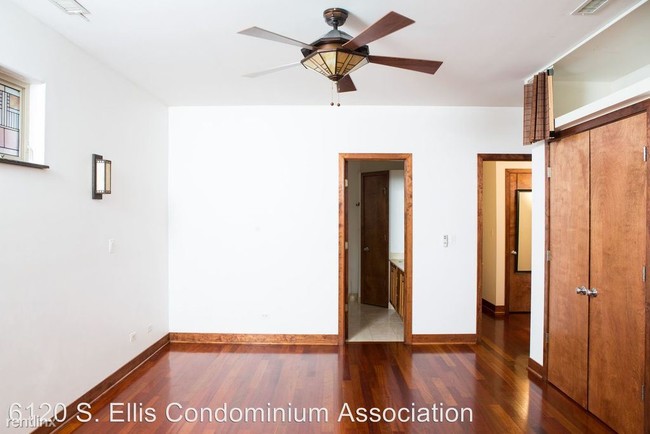 Building Photo - 1113 E 61st St