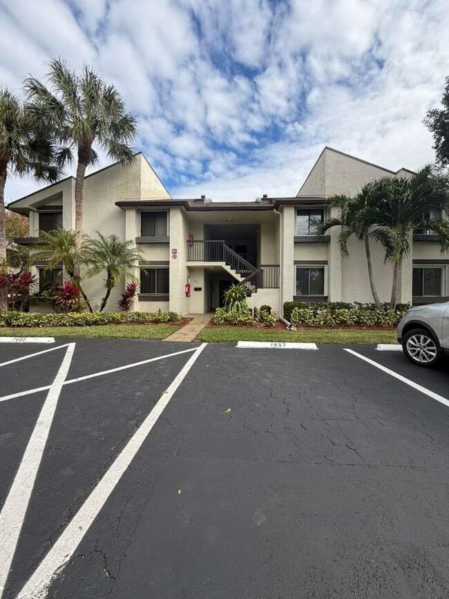 Building Photo - 9321 SW 23rd St