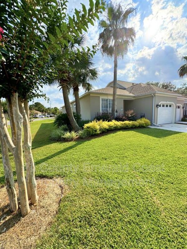 Building Photo - 126 S Shore Dr