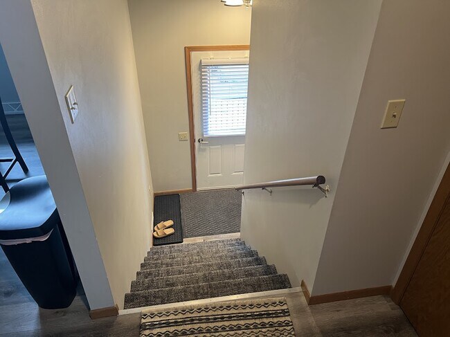 Foto del edificio - 113 Edwards St